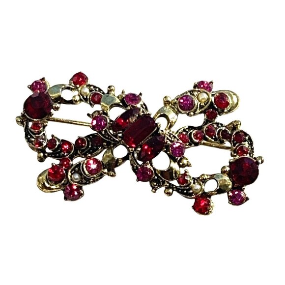Weiss Vintage Red Bow - Etsy Vintage Weiss Red Rhinestone Bow Brooch Gold Filigree Statement Pin